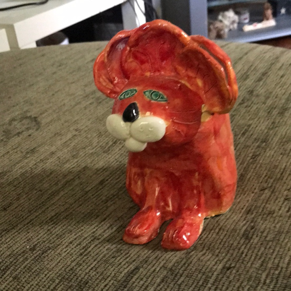 Glass lion